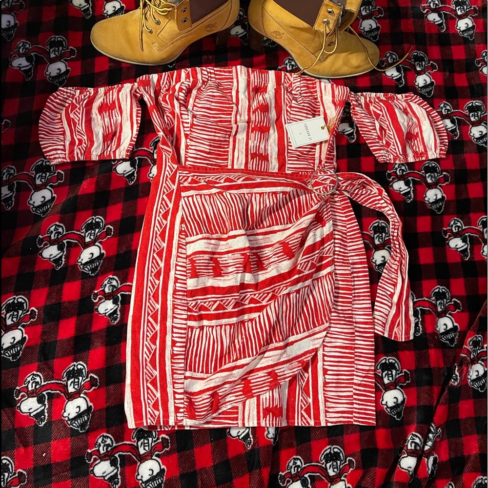 Forever 21  red off the shoulder dress.
